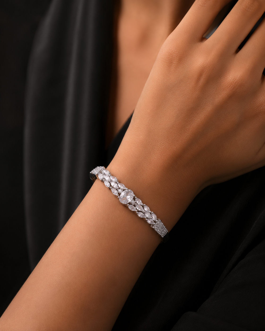 Premium Ladies Bracelet for Women Adjustable Gold Plated Fashion Bracelet Elegant Designer Jewelry Daily Wear Office Wear Party Wear Wedding Gift for Girls Wife Mother Anniversary Special
