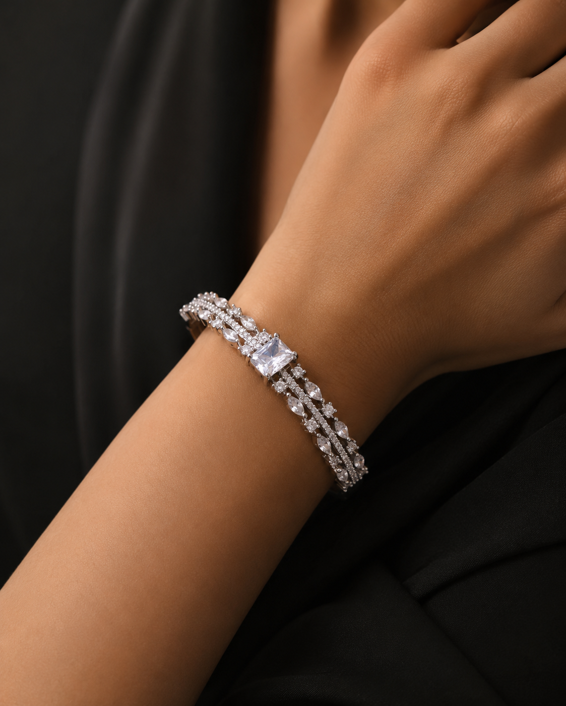 Stylish Bracelet for Women Gold Plated Adjustable Bracelet Fashion Jewelry Elegant Party Wear Daily Wear Wedding Bracelet Premium Designer Jewelry Gift for Girls Wife Sister Birthday