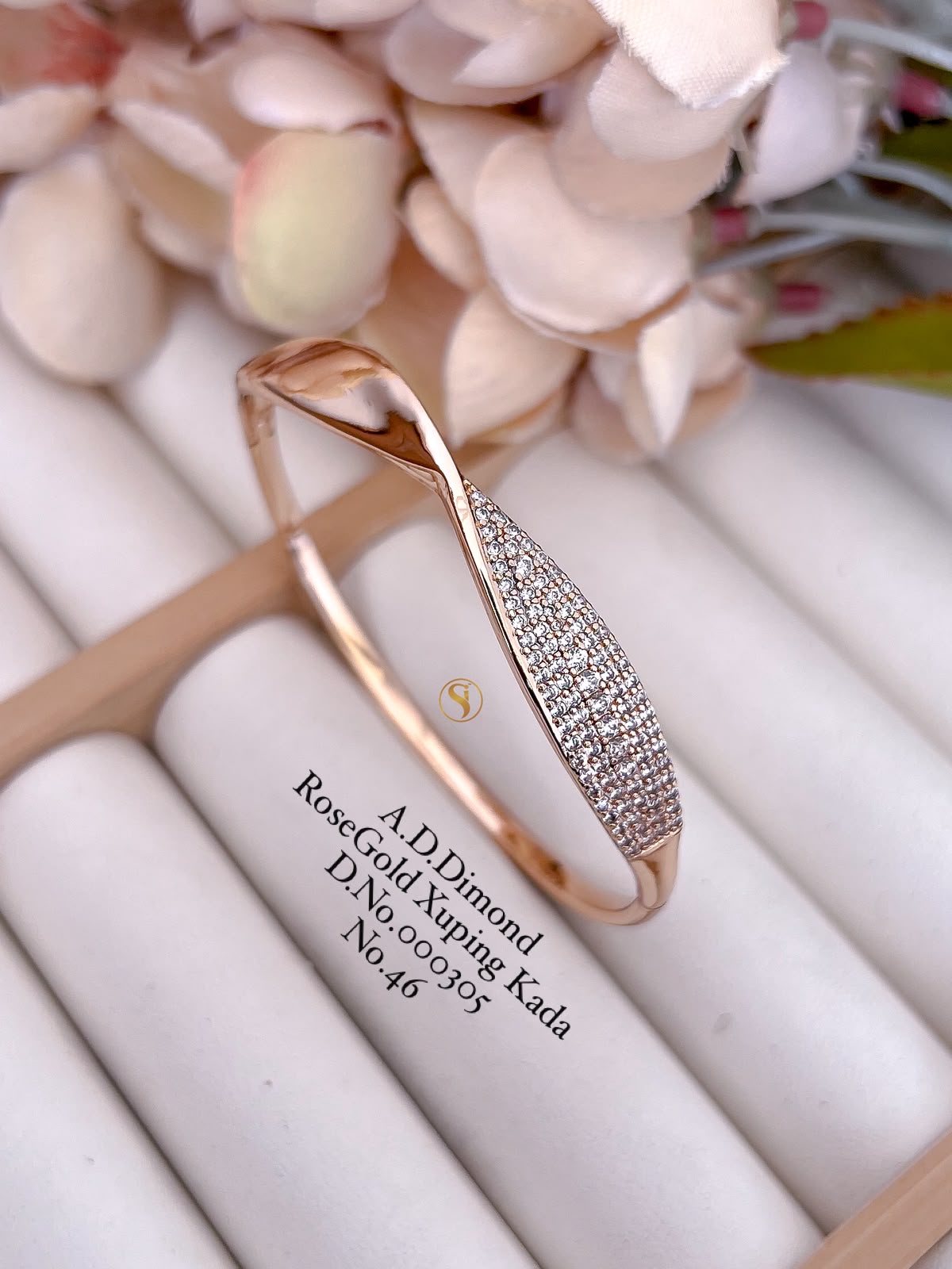 Ladies Adjustable Gold Plated Kada